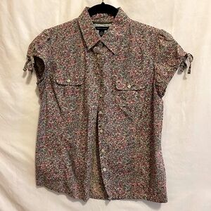 Tommy Hilfiger Pink & Blue flower pattern, short sleeve button down Shirt, Sz M